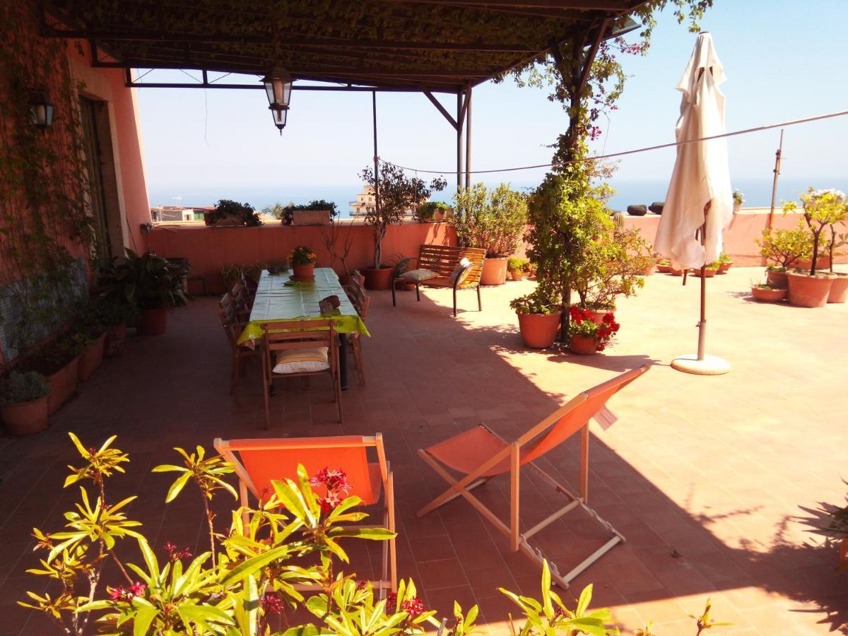 A Casa Di Tommy B&B Acireale Extérieur photo