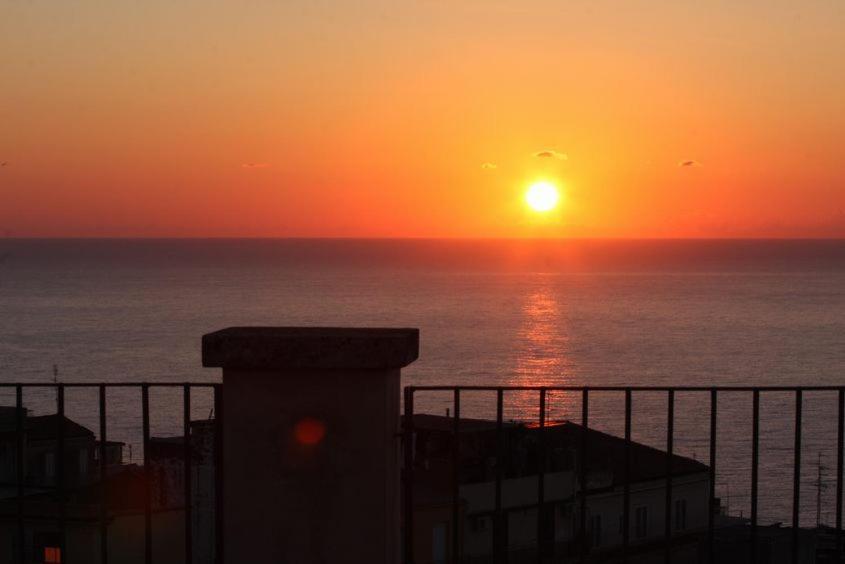 A Casa Di Tommy B&B Acireale Extérieur photo